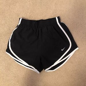 Women’s Nike Tempo Shorts